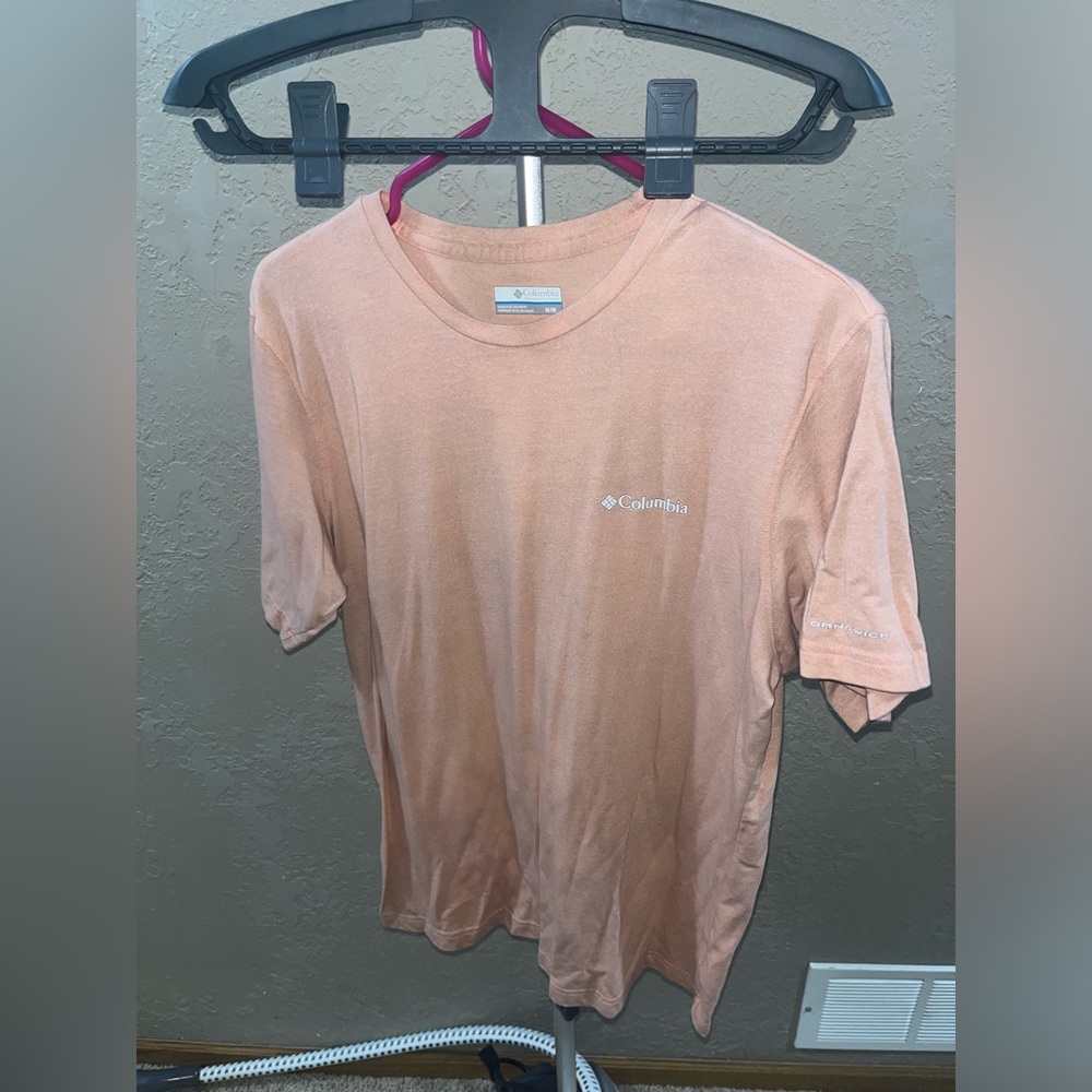 Salmon Columbia tee